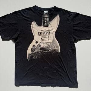 Vintage 2005 Nirvana Kurt Cobain Jag-Stang Guitar Graphic T-Shirt